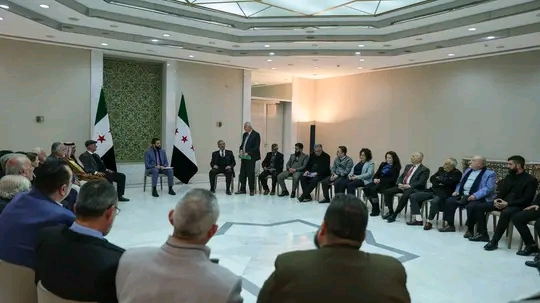 الرئيس الشرع يلتقي وفد من السويداء